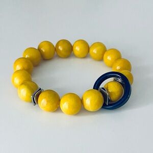 Yellow Jade  Bracelet with Blue Acrylic Ring Accent